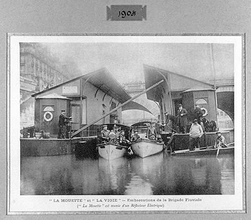 Histoire de la brigade fluviale, les gardiens de la Seine - Chiens et embarcations