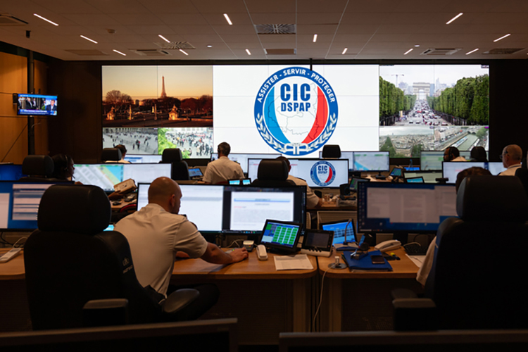 Aperçu de la nouvelle salle de commandement de la DSPAP