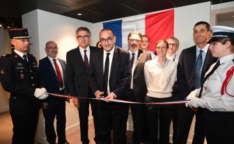 Laurent Nuñez inaugurant une nouvelle cellule de crise pour les Jeux Olympiques et Paralympiques